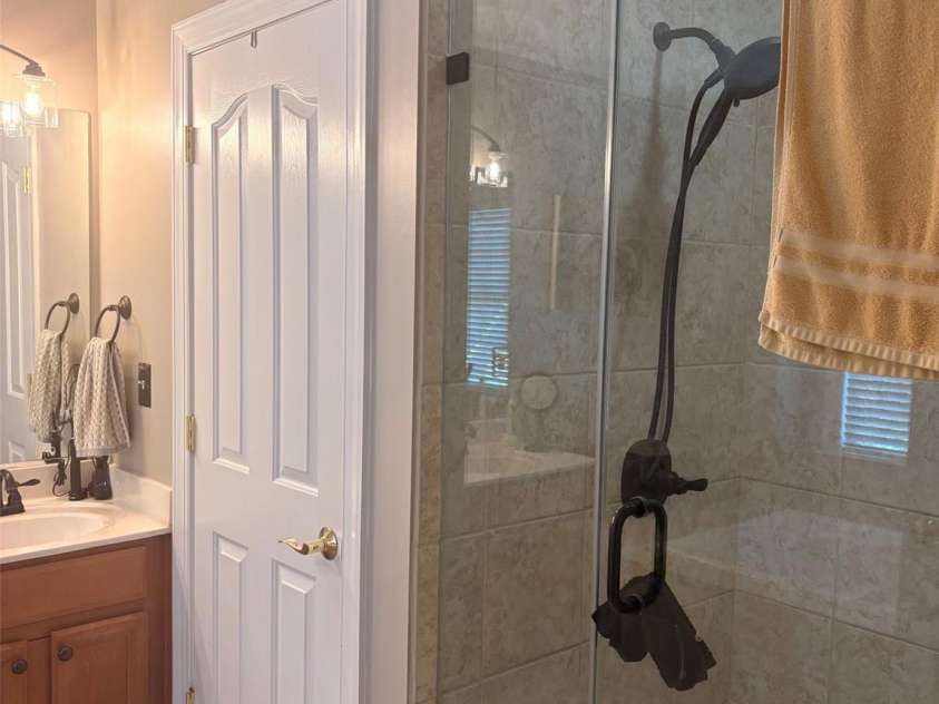 8403 Dunton Court, Waxhaw, NC 28173.  MLS# CAR4400840, YatesRealty ID 44556. Primary Shower