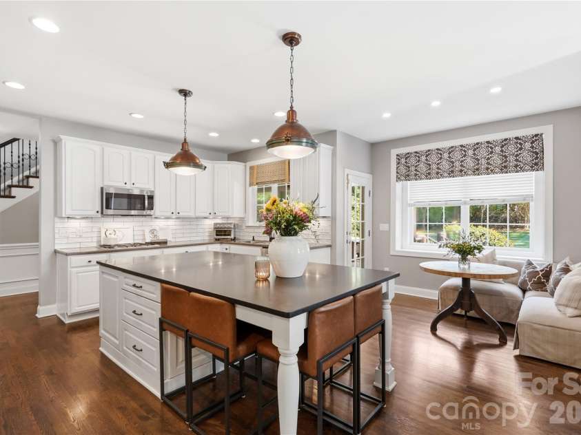 8403 Dunton Court, Waxhaw, NC 28173.  MLS# CAR4400840, YatesRealty ID 44556. Spacious light filled Kitchen