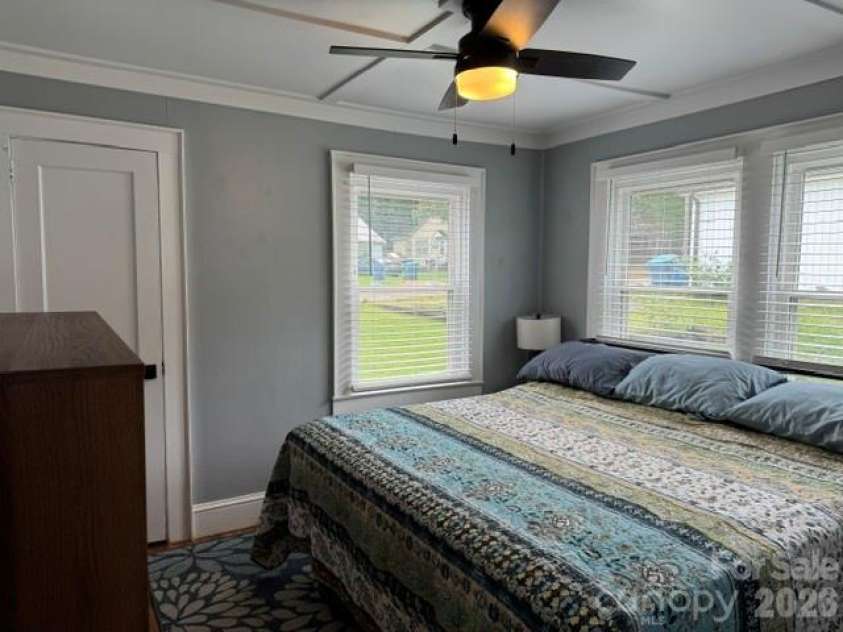393 Arlington Street, Forest City, NC 28043.  MLS# CAR4414154, YatesRealty ID 44557. King size adjustable bed stays
