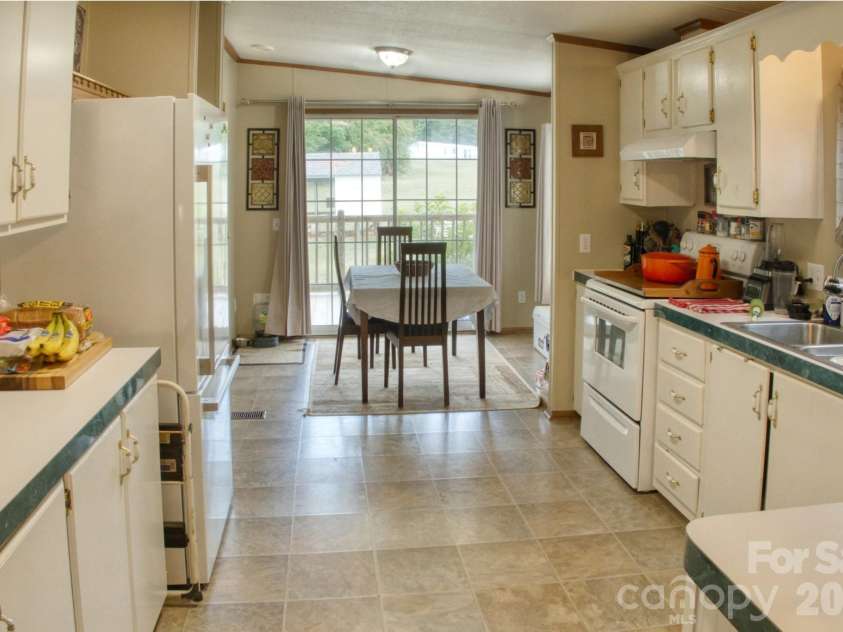 725 Ed Hamrick Road, Shelby, NC 28150.  MLS# CAR4414578, YatesRealty ID 44559. 