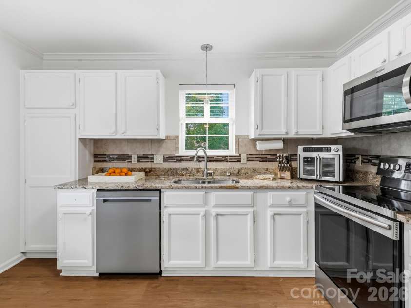 4402 Marble Way, Asheville, NC 28806.  MLS# CAR4413384, YatesRealty ID 44561. Newer Appliances
