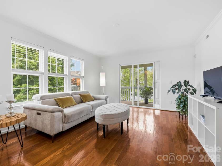 4402 Marble Way, Asheville, NC 28806.  MLS# CAR4424043, YatesRealty ID 44561. 