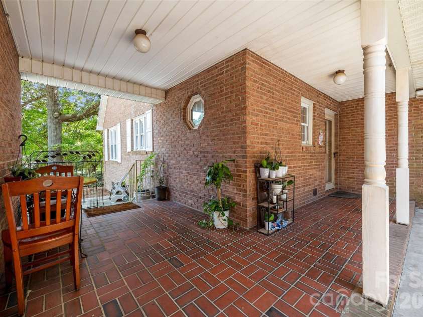 208 Eastwood Drive, Salisbury, NC 28146.  MLS# CAR4413019, YatesRealty ID 44563. 