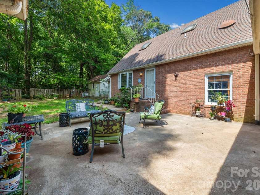 208 Eastwood Drive, Salisbury, NC 28146.  MLS# CAR4413019, YatesRealty ID 44563. 