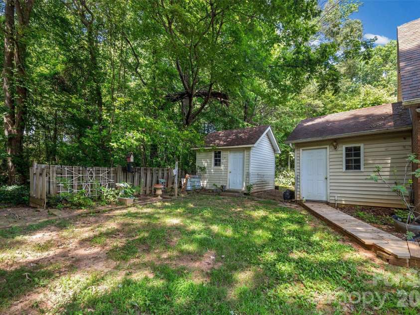 208 Eastwood Drive, Salisbury, NC 28146.  MLS# CAR4413019, YatesRealty ID 44563. 