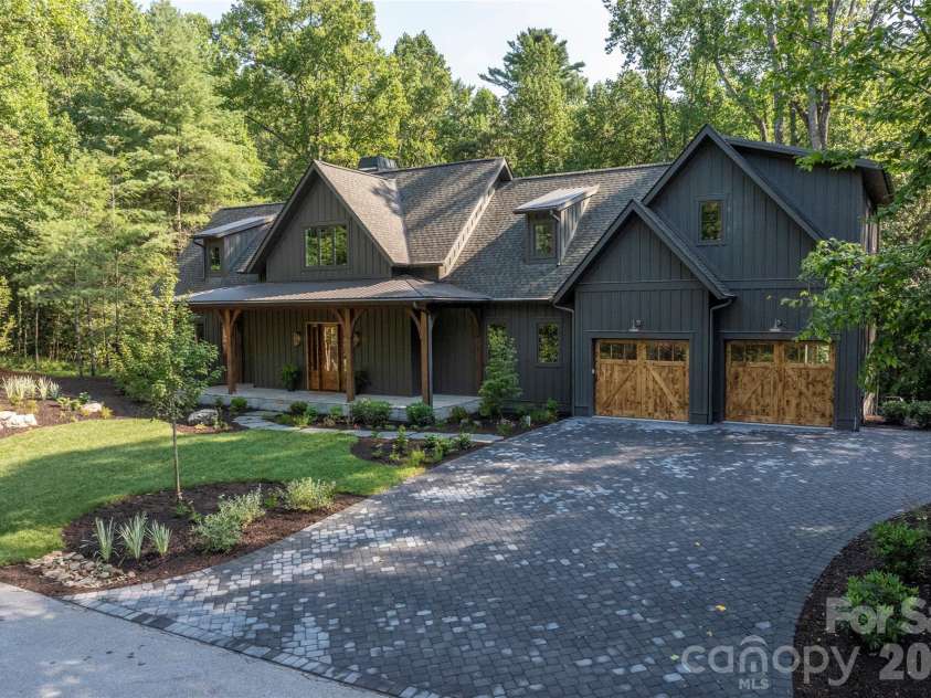 55 Settlers Cove, Brevard, NC 28712.  MLS# CAR4414826, YatesRealty ID 44564. 