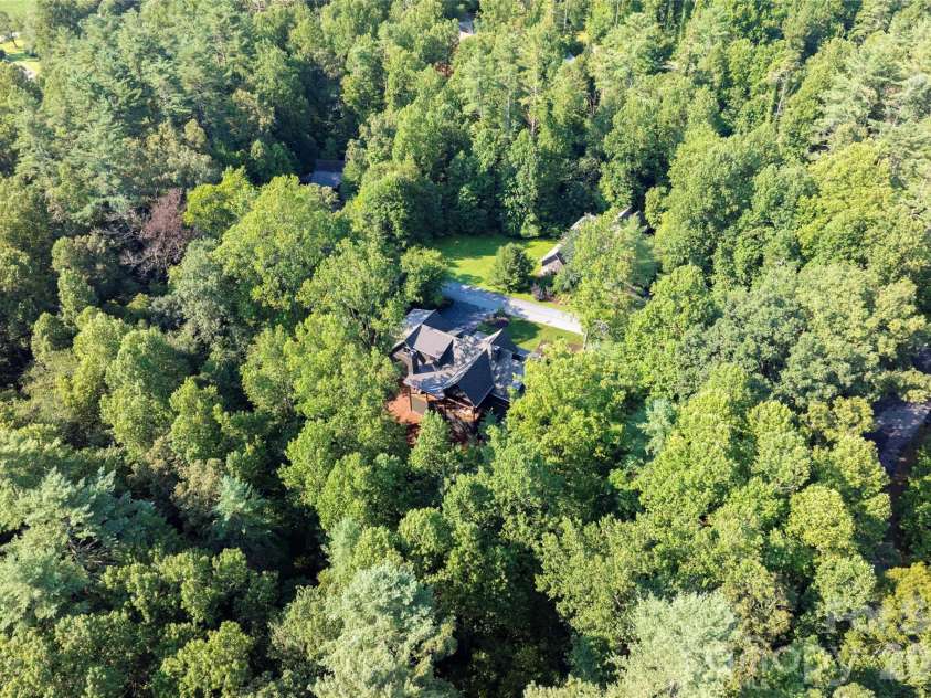 55 Settlers Cove, Brevard, NC 28712.  MLS# CAR4414826, YatesRealty ID 44564. 