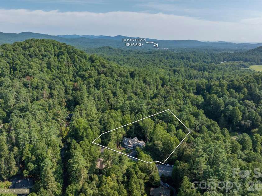 55 Settlers Cove, Brevard, NC 28712.  MLS# CAR4414826, YatesRealty ID 44564. 