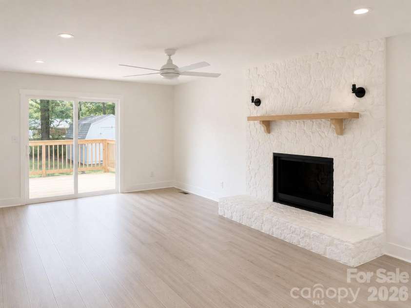 2606 Pine Forest Drive, Gastonia, NC 28056.  MLS# CAR4406413, YatesRealty ID 44566. 