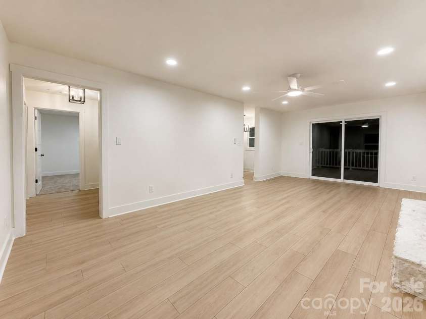 2606 Pine Forest Drive, Gastonia, NC 28056.  MLS# CAR4406413, YatesRealty ID 44566. 