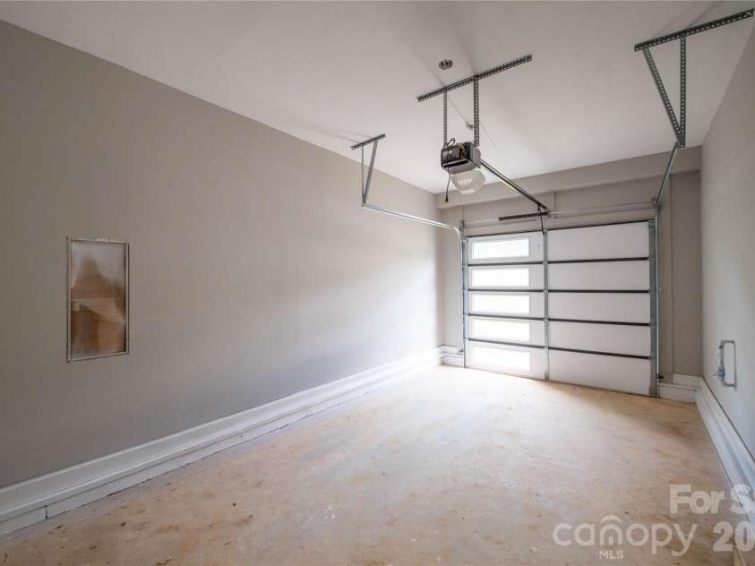 2961 Hughey Drive, Newton, NC 28658.  MLS# CAR4414998, YatesRealty ID 44567. 