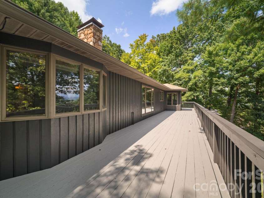 1105 High Vista Drive, Mills River, NC 28759.  MLS# CAR4414362, YatesRealty ID 44568. 