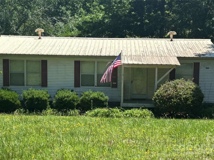 6544 Helens Way, Denver, NC 28037.  MLS# CAR4268119, YatesRealty ID 4457. 