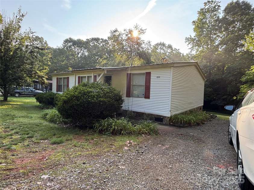 6544 Helens Way, Denver, NC 28037.  MLS# CAR4268119, YatesRealty ID 4457. 