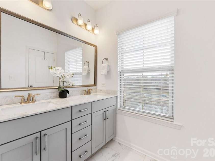 9205 Bluefield Street, Charlotte, NC 28273.  MLS# CAR4341397, YatesRealty ID 4457. 