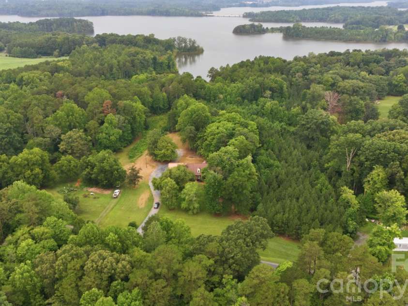 360 Small Road, Randleman, NC 27317.  MLS# CAR4415004, YatesRealty ID 44572. 