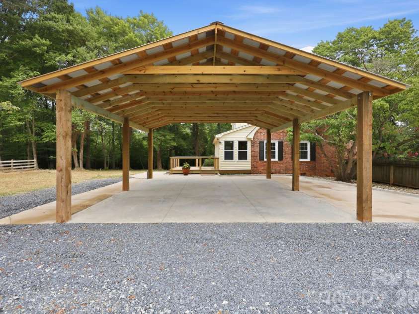 360 Small Road, Randleman, NC 27317.  MLS# CAR4415004, YatesRealty ID 44572. 