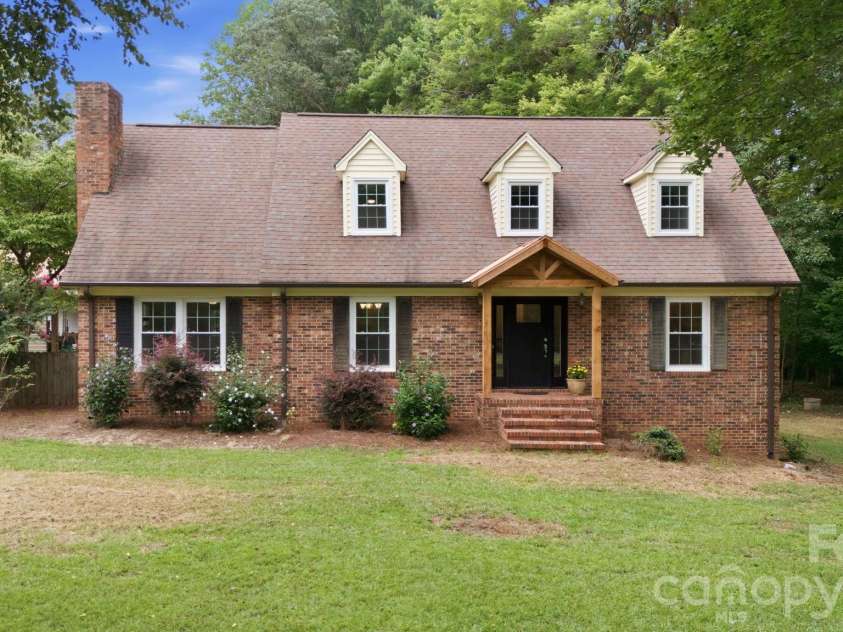 360 Small Road, Randleman, NC 27317.  MLS# CAR4415004, YatesRealty ID 44572. 