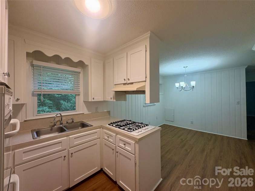 109 Holly Drive, Mount Holly, NC 28120.  MLS# CAR4415006, YatesRealty ID 44573. 