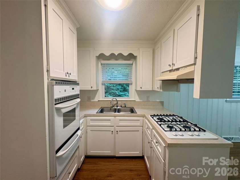 109 Holly Drive, Mount Holly, NC 28120.  MLS# CAR4415006, YatesRealty ID 44573. 