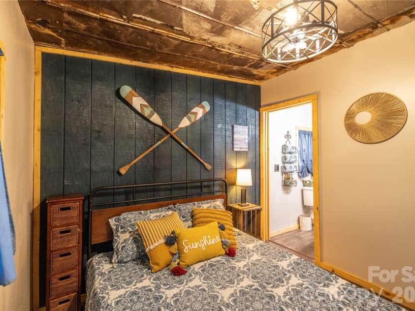 118 Lake Tillery Trail, Mount Gilead, NC 27306.  MLS# CAR4414017, YatesRealty ID 44575. 
