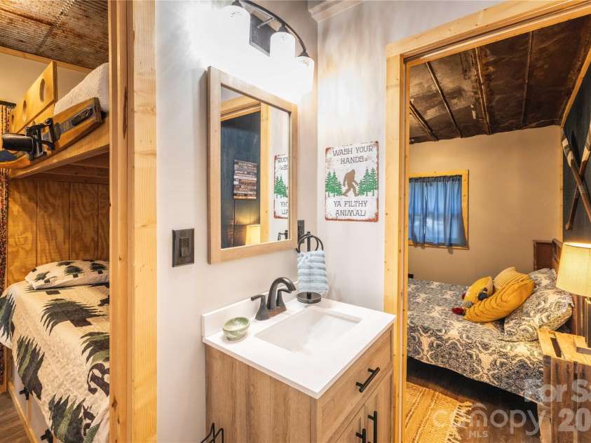 118 Lake Tillery Trail, Mount Gilead, NC 27306.  MLS# CAR4414017, YatesRealty ID 44575. 