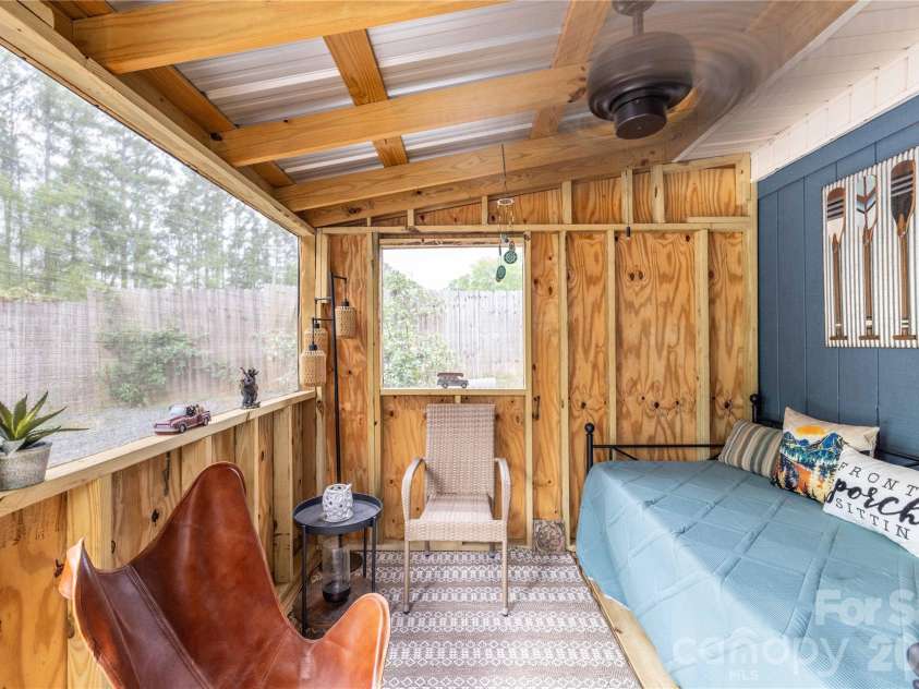 118 Lake Tillery Trail, Mount Gilead, NC 27306.  MLS# CAR4414017, YatesRealty ID 44575. 