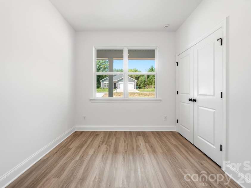13911 Stillwood Place, Matthews, NC 28105.  MLS# CAR4414381, YatesRealty ID 44578. Bdrm 3