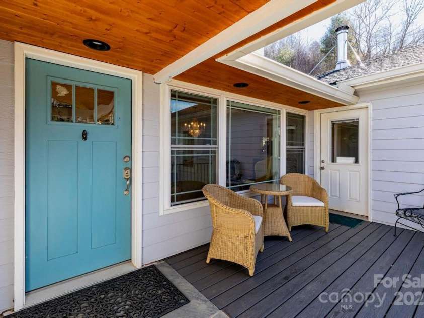 2888 Beaverdam Road, Canton, NC 28716.  MLS# CAR4328967, YatesRealty ID 4458. 