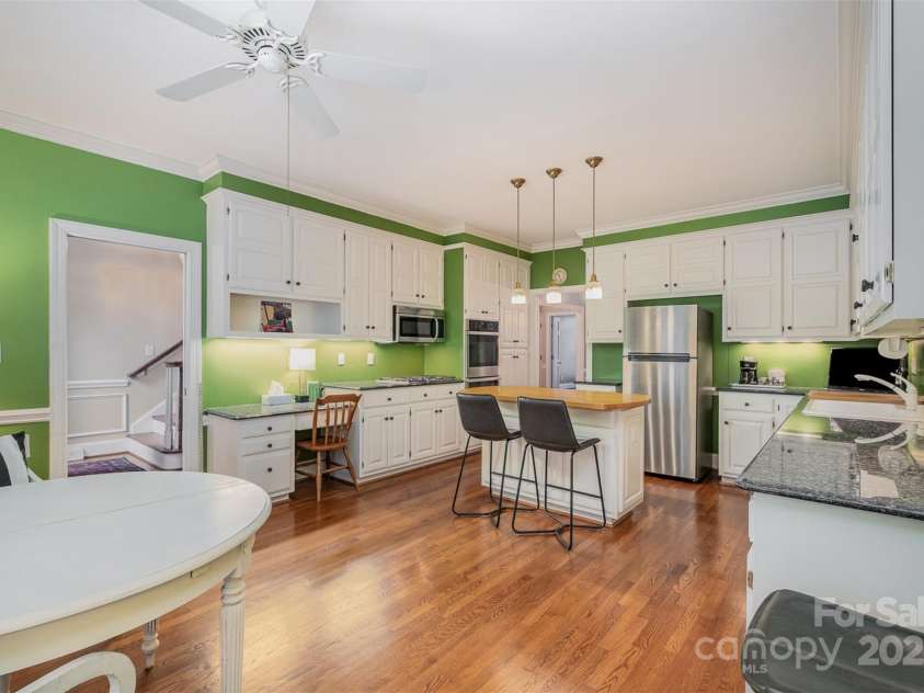 4605 Curraghmore Road, Charlotte, NC 28210.  MLS# CAR4223200, YatesRealty ID 4458. 