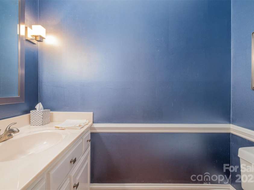 4605 Curraghmore Road, Charlotte, NC 28210.  MLS# CAR4223200, YatesRealty ID 4458. 