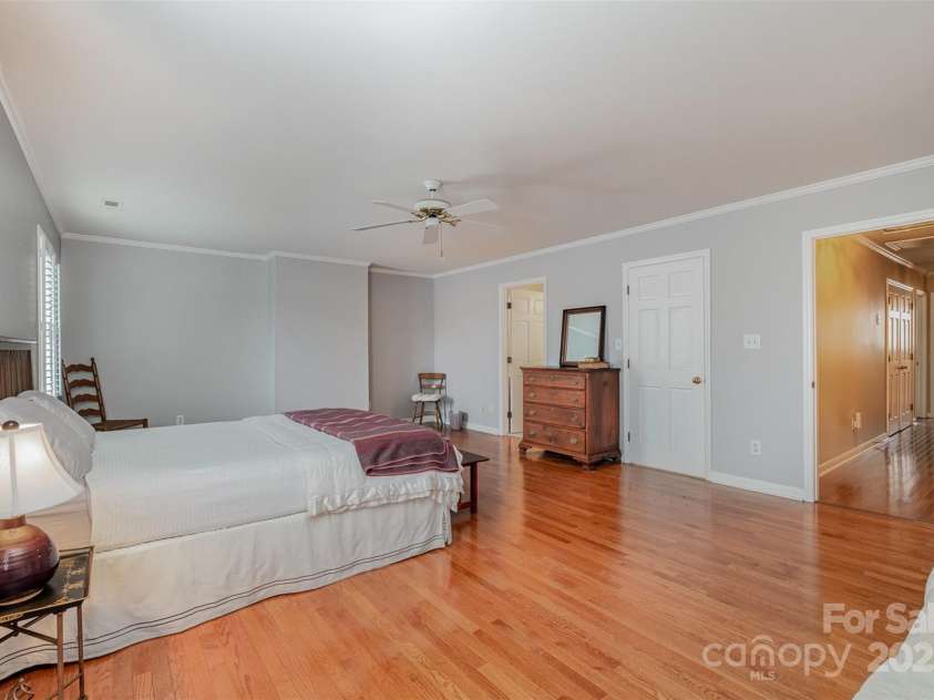 4605 Curraghmore Road, Charlotte, NC 28210.  MLS# CAR4223200, YatesRealty ID 4458. 