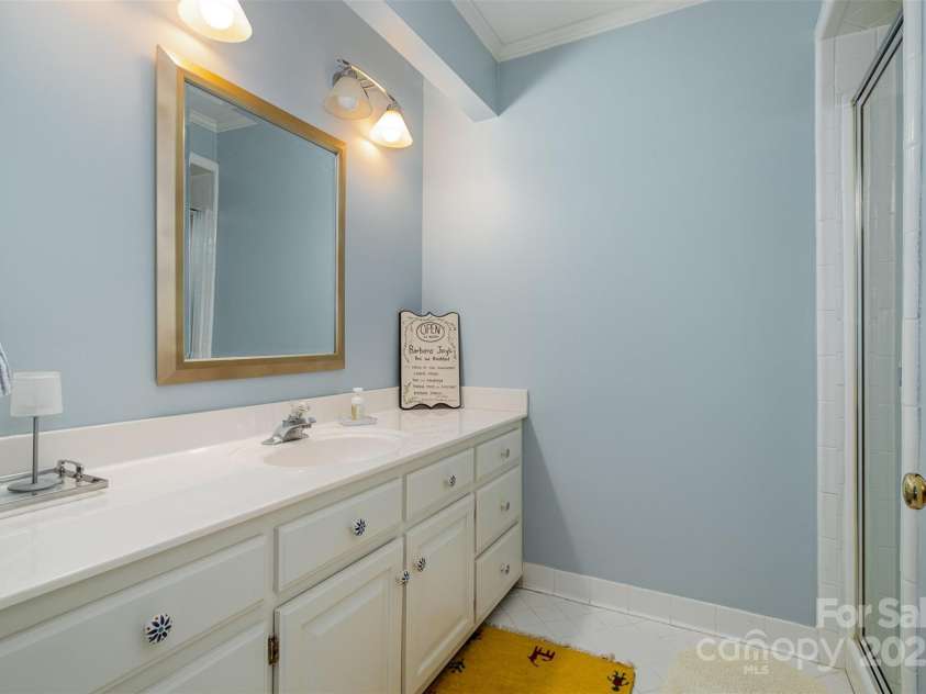 4605 Curraghmore Road, Charlotte, NC 28210.  MLS# CAR4223200, YatesRealty ID 4458. 