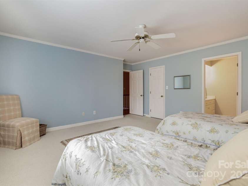 4605 Curraghmore Road, Charlotte, NC 28210.  MLS# CAR4223200, YatesRealty ID 4458. 