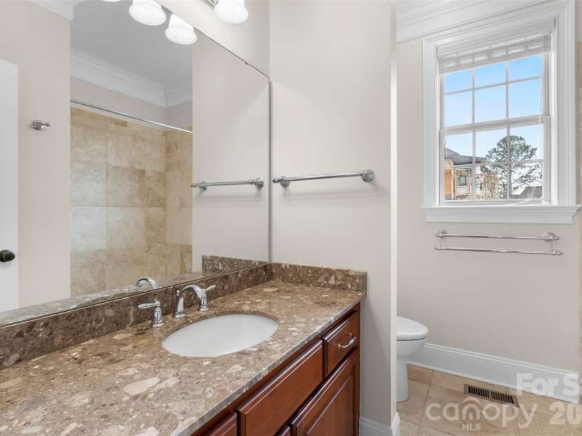 5164 Mill Race Lane, Lancaster, SC 29720.  MLS# CAR4342322, YatesRealty ID 4458. Guest Bath on Main