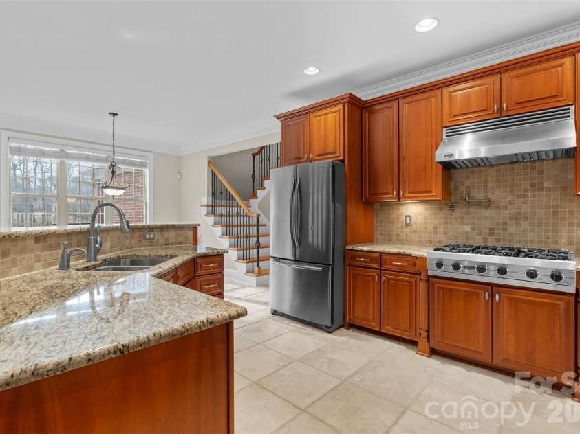 5164 Mill Race Lane, Lancaster, SC 29720.  MLS# CAR4342322, YatesRealty ID 4458. Kitchen with Viking Appliances