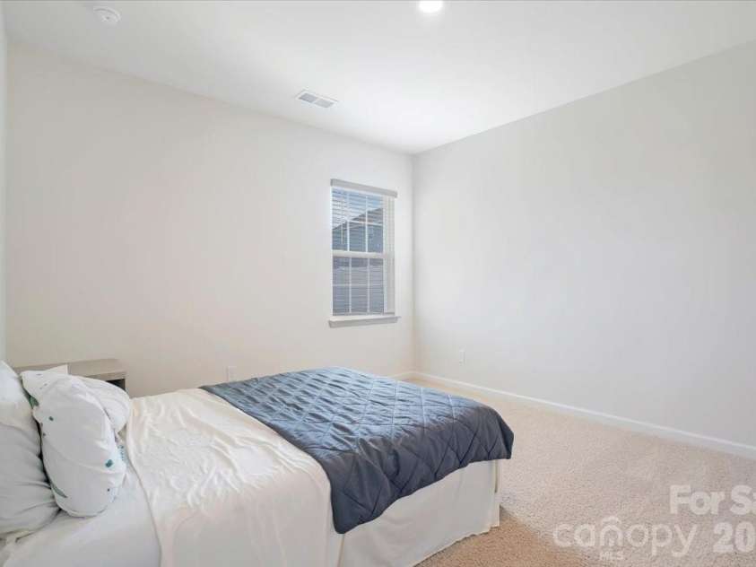 8013 Kennesaw Drive, Gastonia, NC 28056.  MLS# CAR4414428, YatesRealty ID 44581. 