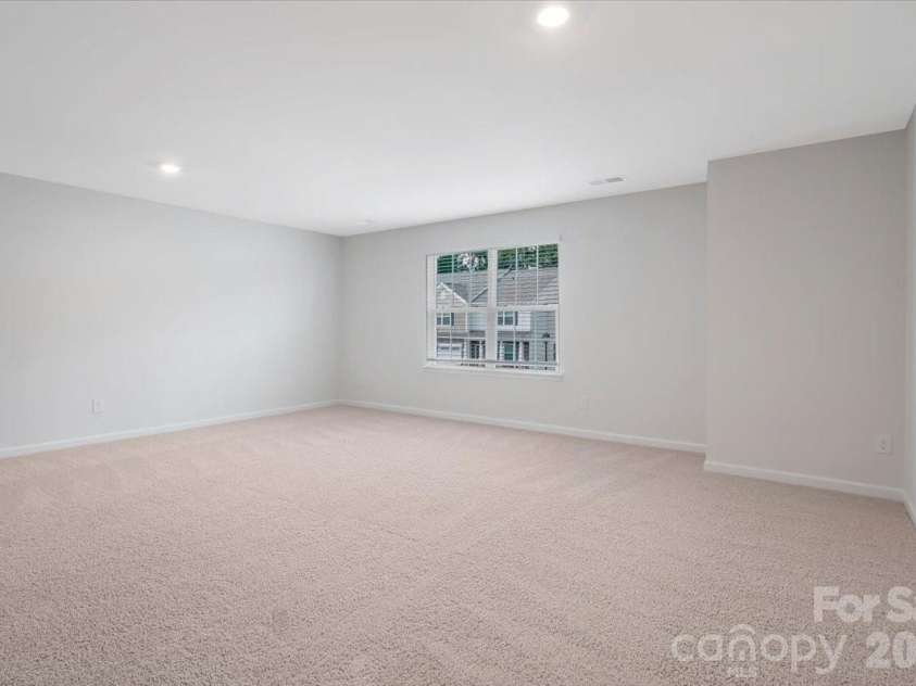 8013 Kennesaw Drive, Gastonia, NC 28056.  MLS# CAR4414428, YatesRealty ID 44581. 