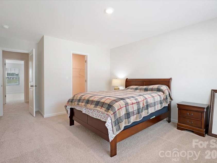 8013 Kennesaw Drive, Gastonia, NC 28056.  MLS# CAR4414428, YatesRealty ID 44581. 