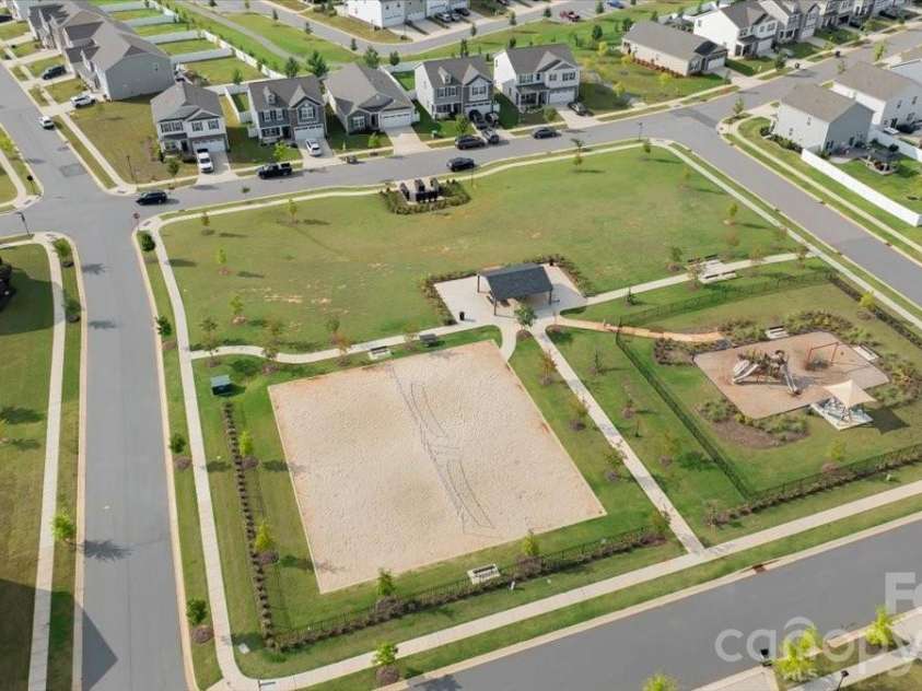 8013 Kennesaw Drive, Gastonia, NC 28056.  MLS# CAR4414428, YatesRealty ID 44581. 