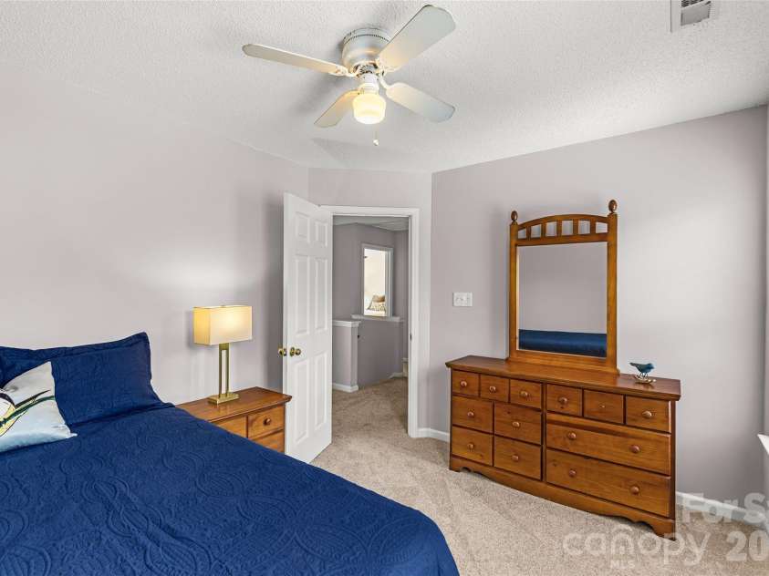 3042 Wyntree Court, Matthews, NC 28104.  MLS# CAR4414692, YatesRealty ID 44584. 