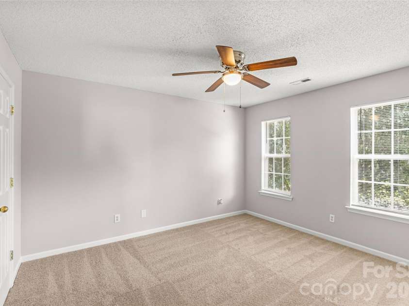 3042 Wyntree Court, Matthews, NC 28104.  MLS# CAR4414692, YatesRealty ID 44584. 