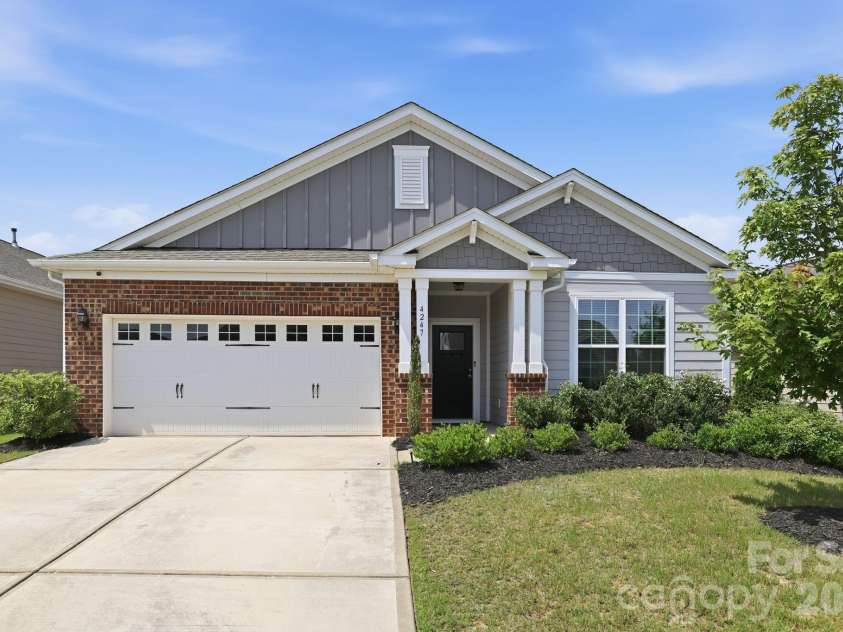 4247 Merrivale Drive, Lancaster, SC 29720.  MLS# CAR4414845, YatesRealty ID 44585. 