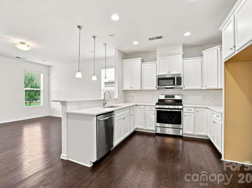 4247 Merrivale Drive, Lancaster, SC 29720.  MLS# CAR4414845, YatesRealty ID 44585. 