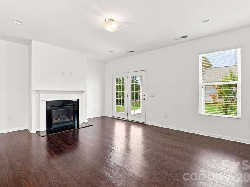 4247 Merrivale Drive, Lancaster, SC 29720.  MLS# CAR4414845, YatesRealty ID 44585. 