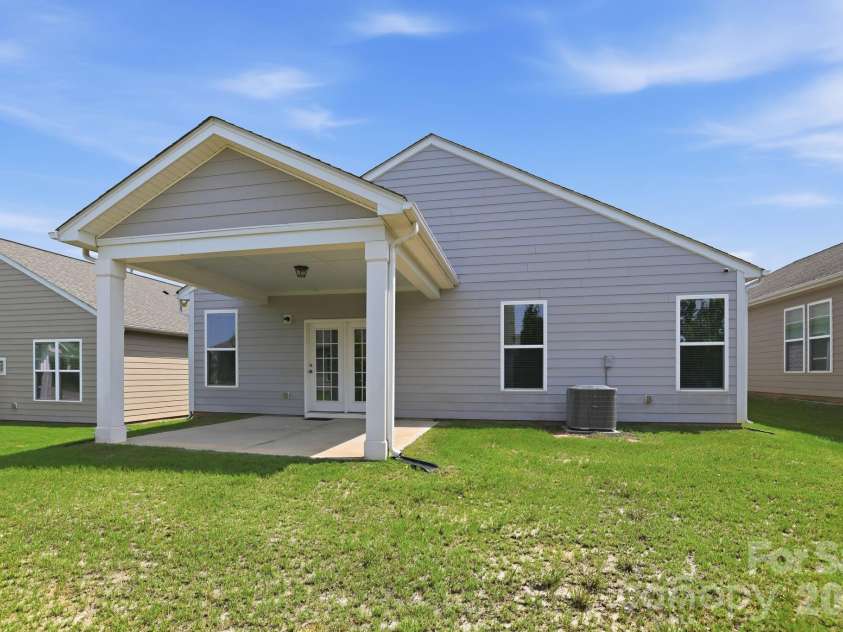 4247 Merrivale Drive, Lancaster, SC 29720.  MLS# CAR4414845, YatesRealty ID 44585. 