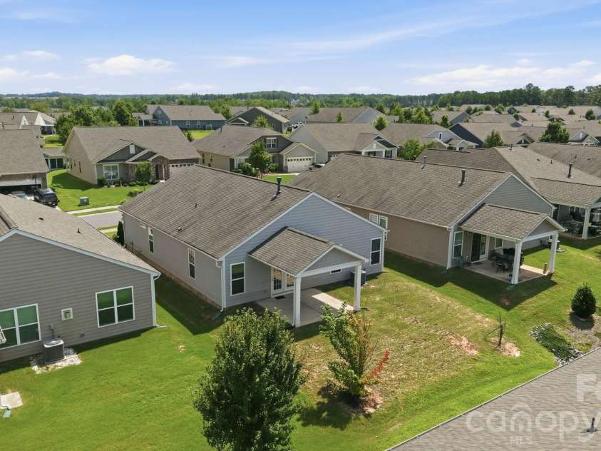 4247 Merrivale Drive, Lancaster, SC 29720.  MLS# CAR4414845, YatesRealty ID 44585. 