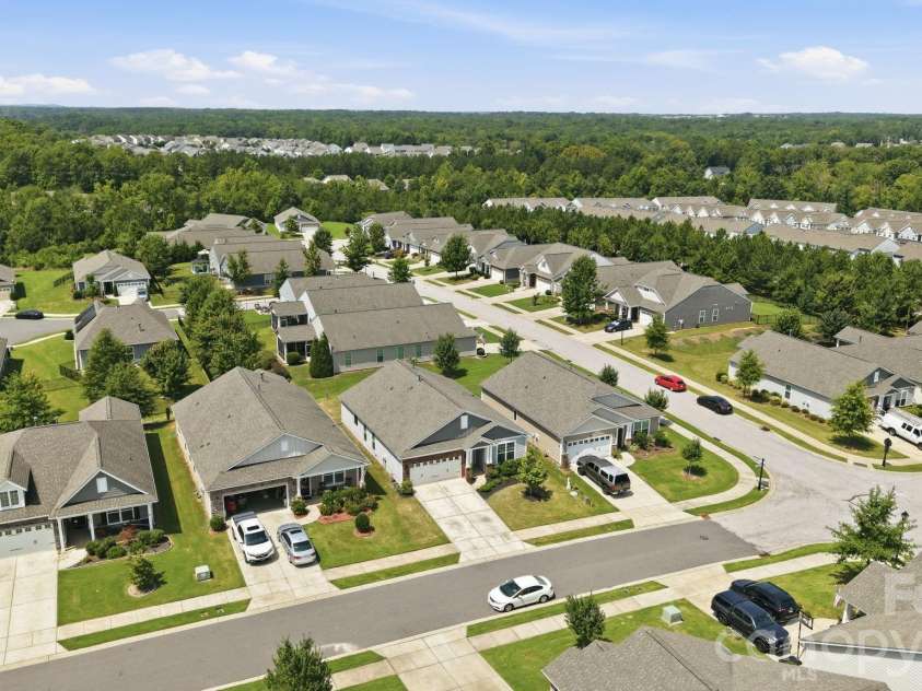 4247 Merrivale Drive, Lancaster, SC 29720.  MLS# CAR4414845, YatesRealty ID 44585. 