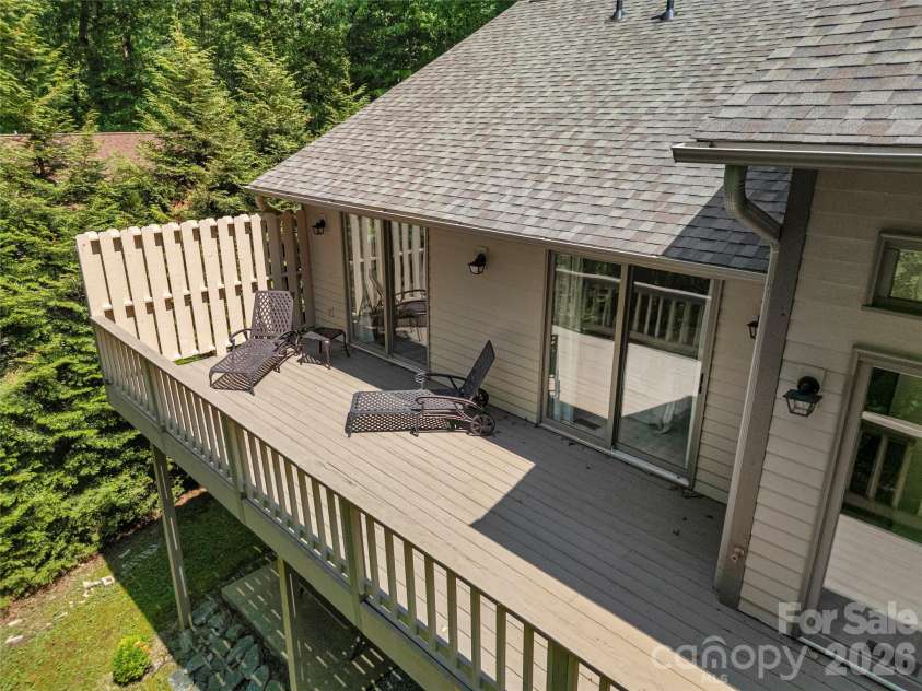 4 Nvya Court, Brevard, NC 28712.  MLS# CAR4414910, YatesRealty ID 44586. 