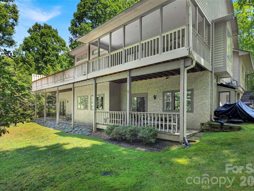 4 Nvya Court, Brevard, NC 28712.  MLS# CAR4414910, YatesRealty ID 44586. 